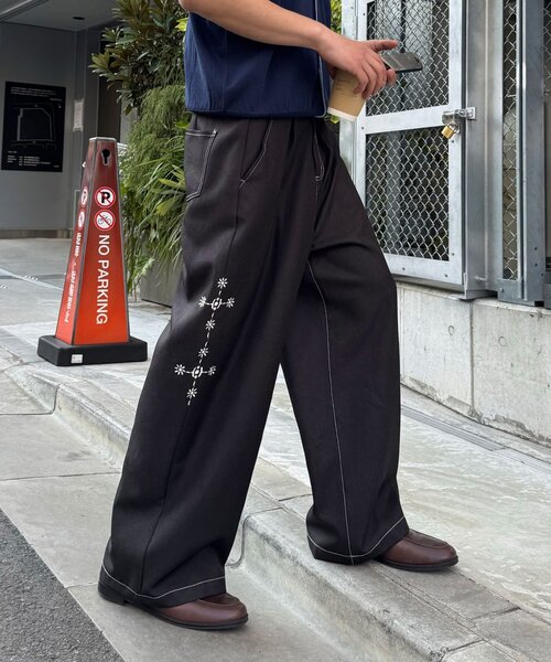CIAOPANIC（チャオパニック）の「サイドステッチワイドスラックス（その他パンツ・メンズ・ブラック/グレー・LARGE/MEDIUM）」の2枚目の写真