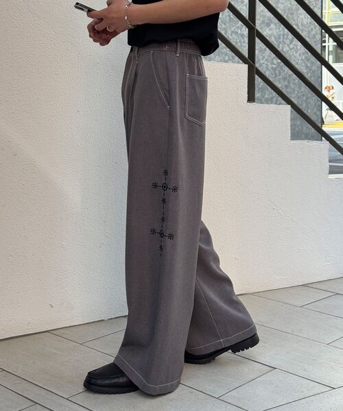CIAOPANIC（チャオパニック）の「サイドステッチワイドスラックス（その他パンツ・メンズ・ブラック/グレー・LARGE/MEDIUM）」の5枚目の写真
