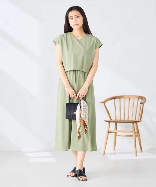 a.v.v(アーヴェヴェ)の「【微撥水】ナイロンドッキングワンピース(ワンピース・レディース・カーキ/ネイビー・38/40)」の18枚目の写真