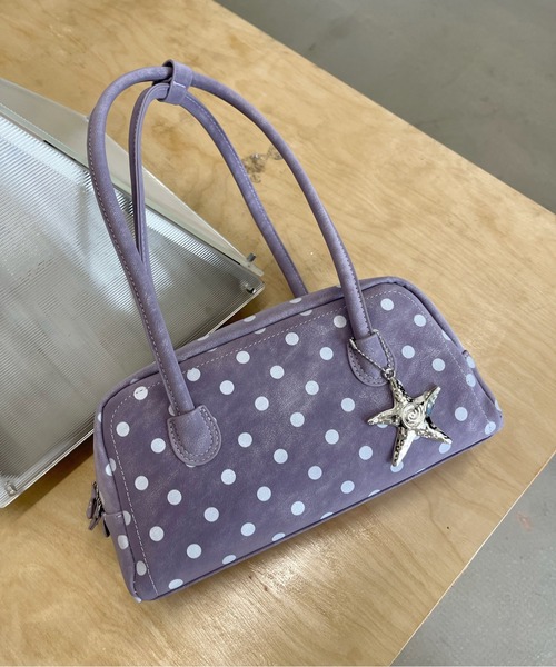 FINEnough(ファインナフ)の「ドット柄ボストンバッグ(ショルダーバッグ・レディース・ホワイト/ブラック/パープル/レッド・FREE)」の20枚目の写真