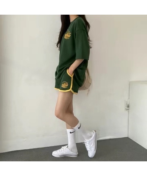 CHEER(チアー)の「スポーティープリントTシャツ×ショートパンツSET(セットアップ・レディース・グレー/ブラック/ライトグレー・M)」の8枚目の写真