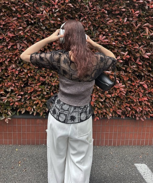WILLFULLY(ウィルフリー)の「square lace big tee & rib tops SET(Tシャツ/カットソー・レディース・ブラック/ナチュラル・FREE)」の4枚目の写真