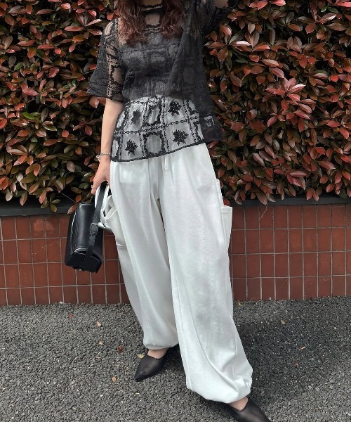 WILLFULLY(ウィルフリー)の「square lace big tee & rib tops SET(Tシャツ/カットソー・レディース・ブラック/ナチュラル・FREE)」の5枚目の写真