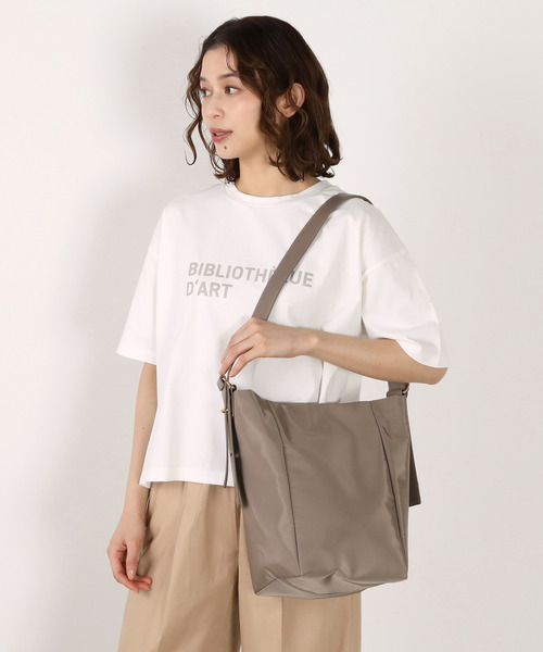 MELROSE claire(メルローズ クレール)の「【スクエアショルダーバッグ】(ショルダーバッグ・レディース・ブラック/グレイッシュベージュ/グレー・FREE)」の9枚目の写真