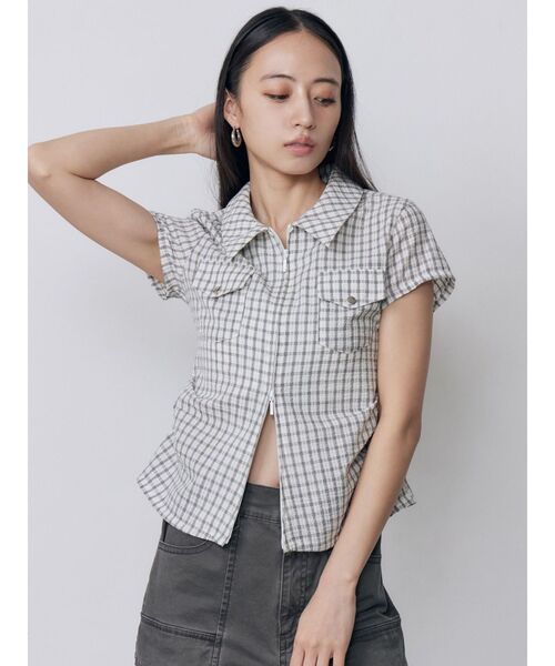 MURUA(ムルーア)の「ジップハーフスリーブシャツ 夏服(シャツ/ブラウス・レディース・ホワイト/ブラック・FREE)」の15枚目の写真
