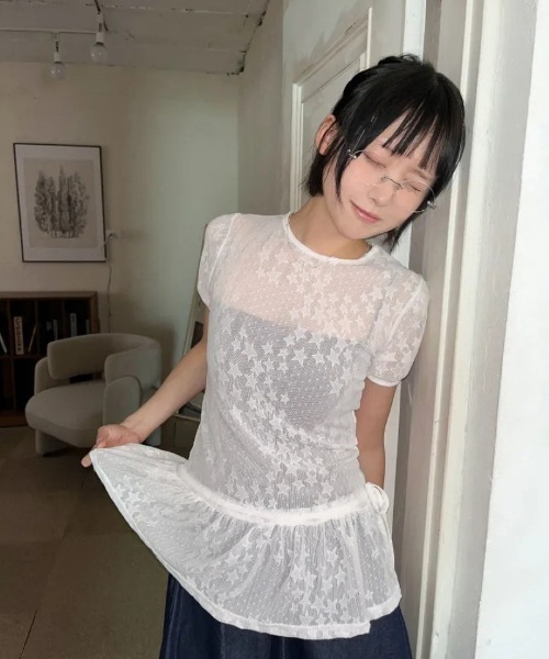 Ritzy(リッツィー)の「星柄レース 裾フリルトップス(Tシャツ/カットソー・レディース・ホワイト/ブラック・FREE)」の15枚目の写真