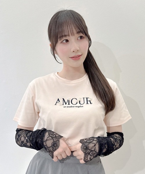 an another angelus(アンアナザーアンジェラス)の「パールロゴ刺繍T/fint フィント(Tシャツ/カットソー・レディース・オフホワイト/ブラック/ライトピンク・FREE)」の3枚目の写真
