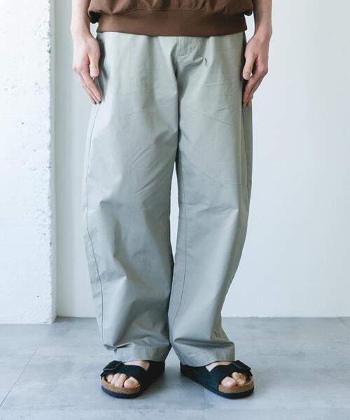 URBAN RESEARCH DOORS(アーバンリサーチドアーズ)の「セミバレルチノトラウザー(その他パンツ・メンズ・ライトグレー/チャコールグレー・MEDIUM/LARGE)」の8枚目の写真