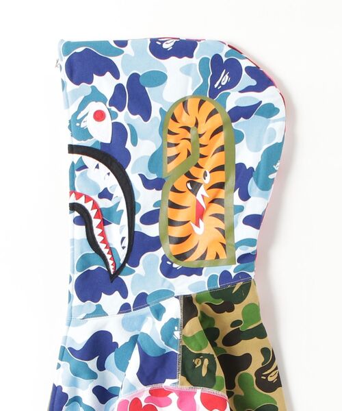 A BATHING APE（アベイシングエイプ）の「ABC CAMO CRAZY SHARK FULL ZIP HOODIE（パーカー・メンズ・マルチ・X-LARGE/XXX-LARGE/XX-LARGE/MEDIUM/LARGE/SMALL）」の6枚目の写真