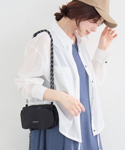 le.coeur blanc（ルクールブラン）の「《WEB限定アイテム》コードストラップボトルサコッシュ（ショルダーバッグ・レディース・キャメル/ブラック・FREE）」の2枚目の写真
