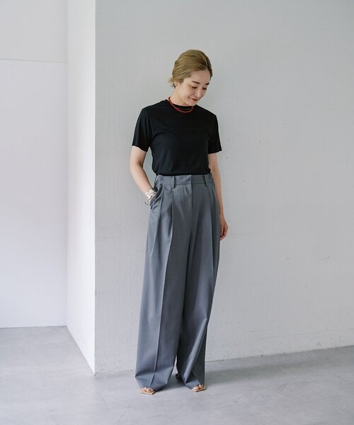 SHENERY(シーナリー)の「【LUALY】アジャストメントタックパンツ(その他パンツ・レディース・グレー/アイボリー・36/38)」の16枚目の写真
