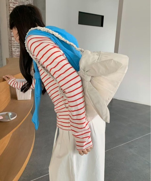 NoBelle(ノベル)の「フリルリボンギャザーバック クシュクシュ2wayバック 肩掛けバック/ショルダーバック/ハンドバック(ショルダーバッグ・レディース・ピンク/ホワイト/ブラック/イエロー・FREE)」の14枚目の写真
