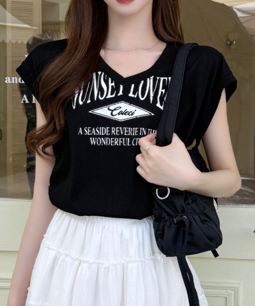 Ada.（エイダ）の「サイド ギャザー Vネック カレッジ ロゴ Tシャツ（Tシャツ/カットソー・レディース・ホワイト/グレー/ブラック・FREE）」の14枚目の写真