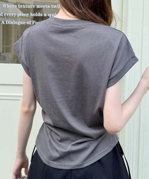 Ada.（エイダ）の「サイド ギャザー Vネック カレッジ ロゴ Tシャツ（Tシャツ/カットソー・レディース・ホワイト/グレー/ブラック・FREE）」の17枚目の写真