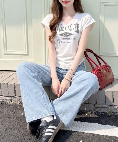 Ada.（エイダ）の「サイド ギャザー Vネック カレッジ ロゴ Tシャツ（Tシャツ/カットソー・レディース・ホワイト/グレー/ブラック・FREE）」の8枚目の写真