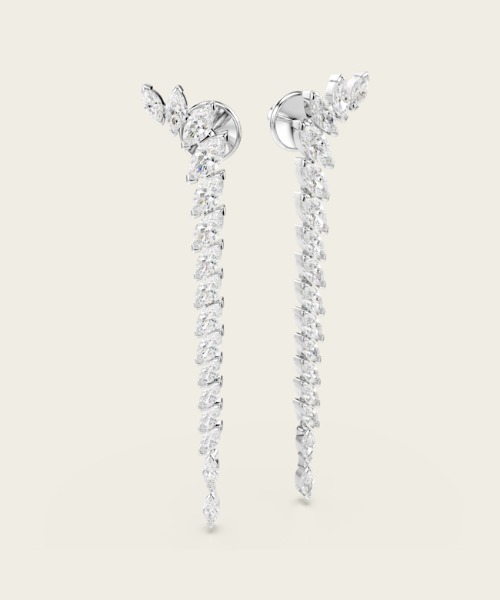 SWAROVSKI（スワロフスキー）の「【公式】【スワロフスキー】Mesmera ピアス, マーキスカット, ホワイト, ロジウム・プレーティング（ピアス（両耳用）・レディース・シルバー系・ONE SIZE）」の4枚目の写真