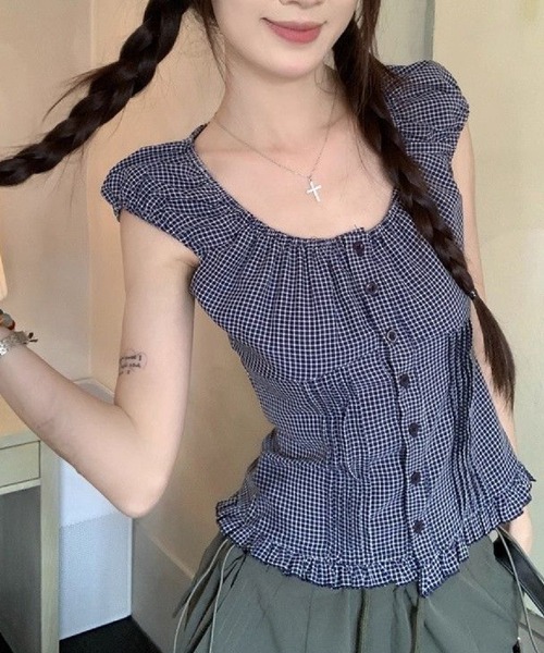 HALEY PESCA（ヘーリーペスカ）の「HALEY PESCA/レトロガーリー ギンガムチェック シャーリングパフスリーブブラウス（シャツ/ブラウス・レディース・ブルー・MEDIUM/SMALL）」の3枚目の写真