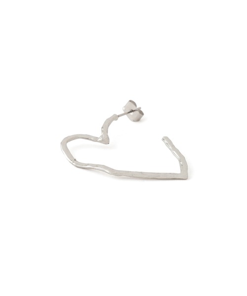 le cercle ADAM ET ROPE'(ルセルクルアダムエロペ)の「ハートピアス(ピアス(両耳用)・レディース・シルバー/ゴールド・FREE)」の10枚目の写真