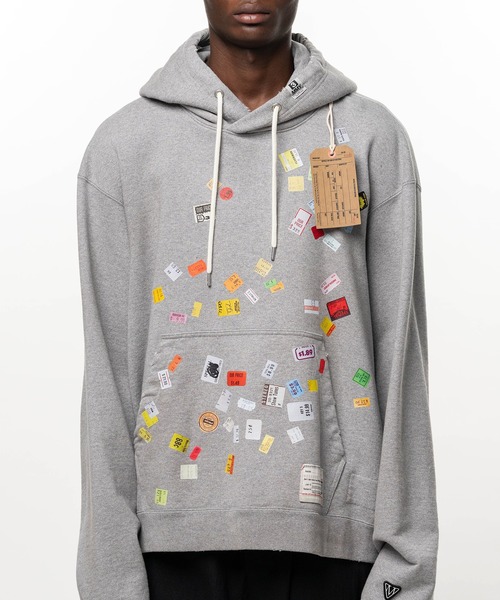 Maison MIHARA YASUHIRO(メゾンミハラヤスヒロ)の「Price Tag Sticker Printed Hoodie(パーカー・メンズ・ブラック・44)」の11枚目の写真