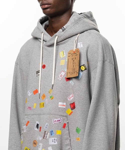 Maison MIHARA YASUHIRO(メゾンミハラヤスヒロ)の「Price Tag Sticker Printed Hoodie(パーカー・メンズ・ブラック・44)」の12枚目の写真