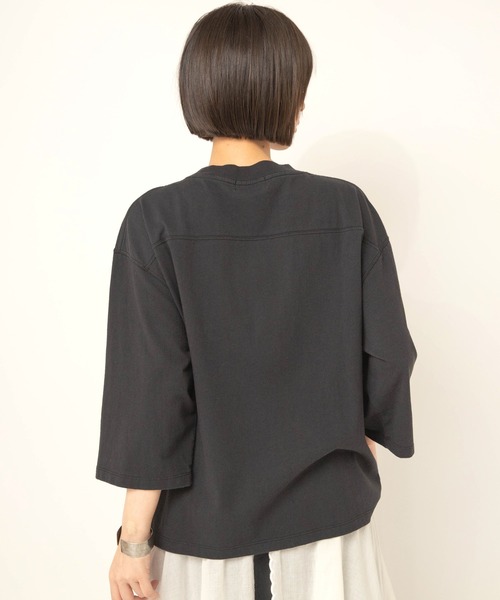 RNA-N(アールエヌエーエヌ)の「M2731 フットボールT(Tシャツ/カットソー・レディース・ベージュ/ブラック/キナリ・FREE)」の8枚目の写真