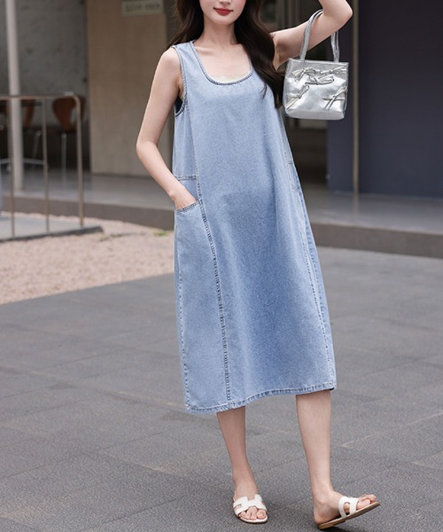 2ly2（トゥーリートゥー）の「デニム ワンピース ノースリーブ レディース ロング丈 Aライン ゆったり カジュアル（ワンピース・レディース・ブルー・FREE）」の9枚目の写真