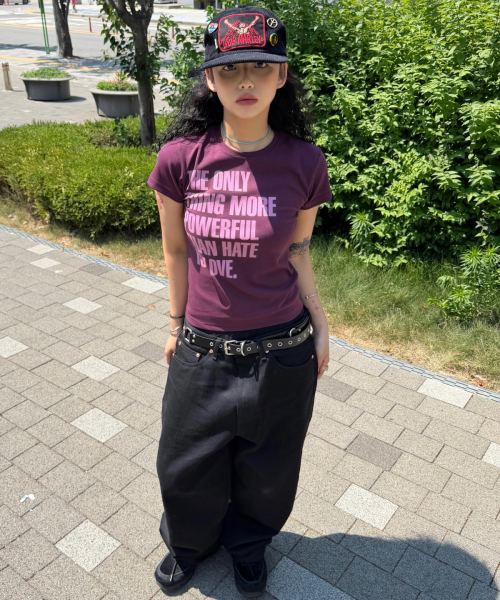DAMISH(ダミシュ)の「シルケットコットンレタリングスリムTシャツ_パープル(Tシャツ/カットソー・レディース・パープル・OS)」の3枚目の写真