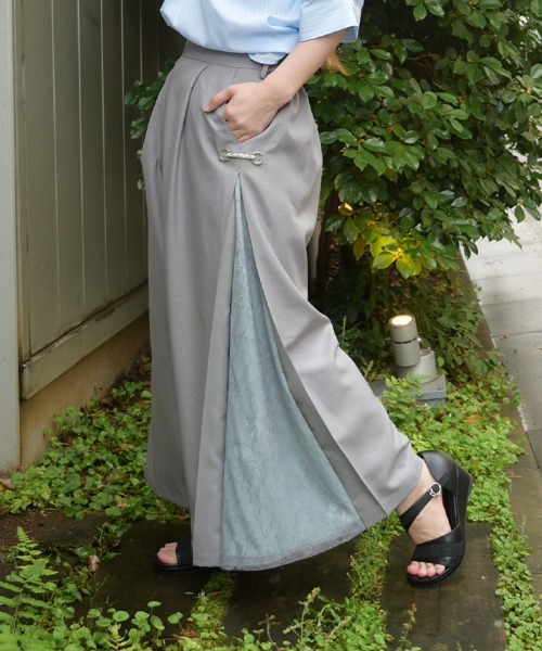 axes femme(アクシーズファム)の「接触冷感レース切替ワイドパンツ(その他パンツ・レディース・グレー/ブラック/レッド・FREE)」の6枚目の写真