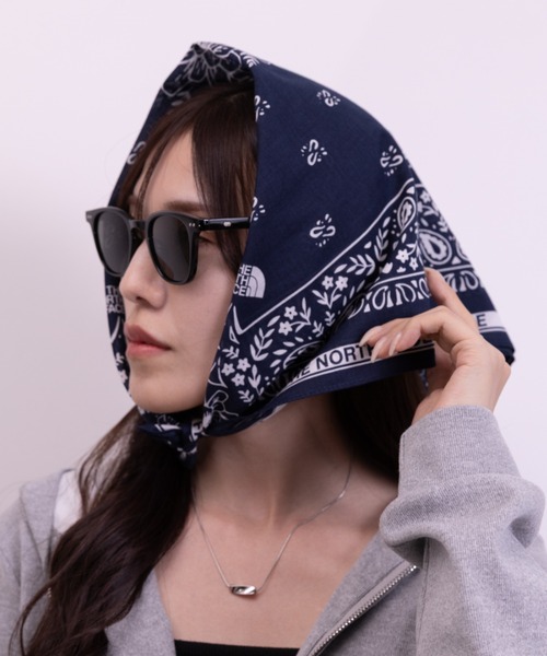 THE NORTH FACE(ザノースフェイス)の「THE NORTH FACE(ザ・ノースフェイス)/BANDANA_PAISLEY_80'S/PINE CONE(バンダナ/スカーフ・レディース・ネイビー/ライトブルー/ライトグリーン/カーキ/グリーン/ピンク/ダークブラウン・FREE)」の12枚目の写真