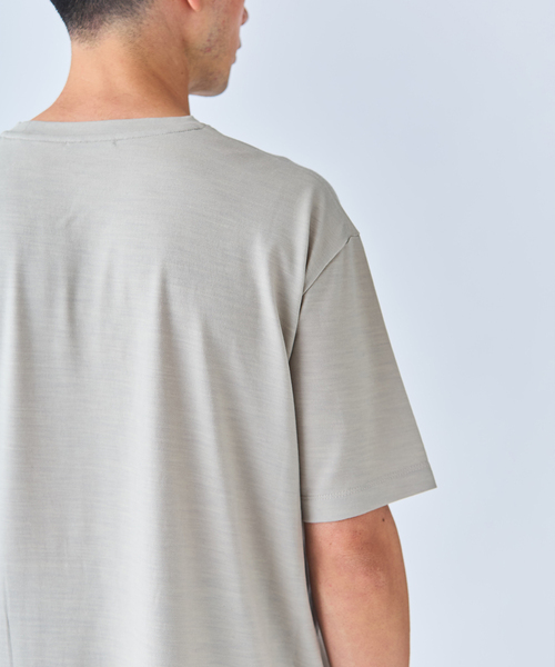 EDIFICE（エディフィス）の「レザー パッチ ウール Tシャツ（Tシャツ/カットソー・メンズ・ブラック/ベージュ/ブラウン・LARGE/MEDIUM）」の17枚目の写真