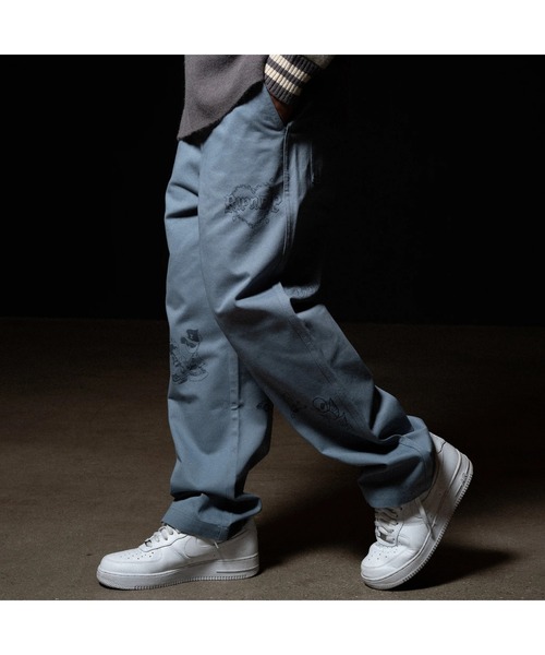 RIPNDIP(リップンディップ)の「WESTSIDE WIDE FIT PANTS(チノパンツ・メンズ・ブルー系その他・X-SMALL/SMALL/LARGE/X-LARGE)」の5枚目の写真