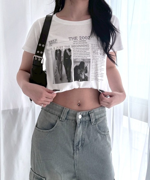 fiere（フィエール）の「レタリングモノクロプリントショート丈半袖Tシャツ（Tシャツ/カットソー・レディース・ホワイト・WM）」の4枚目の写真