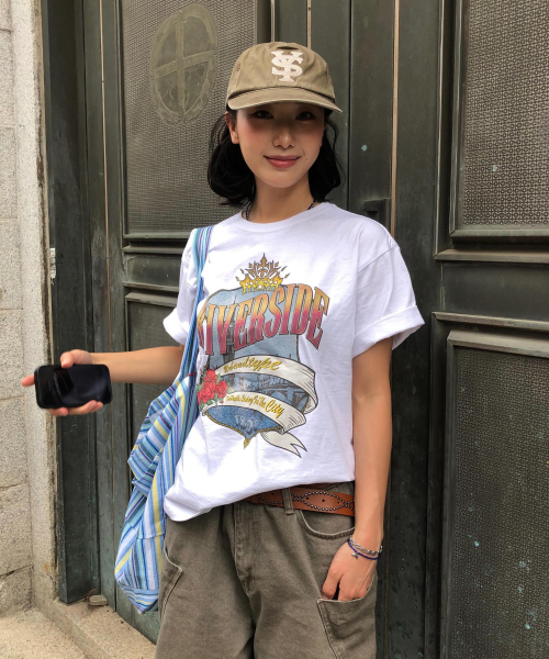 URBANDTYPE(アーバンディタイプ)の「リバーサイドシティTシャツ_ホワイト(Tシャツ/カットソー・レディース・その他・SMALL/MEDIUM)」の2枚目の写真
