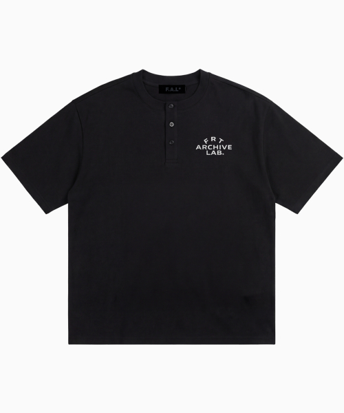 MOON FAIRY（ムーンフェアリー）の「FRT ヘビーウェイトヘンリーネック半袖Tシャツ[ブラック]（Tシャツ/カットソー・レディース・その他・MEDIUM/LARGE/X-LARGE）」の2枚目の写真