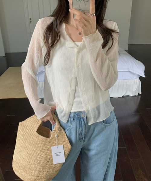 LETee(レティー)の「軽やかなシアー素材で抜け感を演出。ふんわり揺れる大人フェミニンなシフォンブラウス(シャツ/ブラウス・レディース・グレー/アイボリー・FREE)」の9枚目の写真