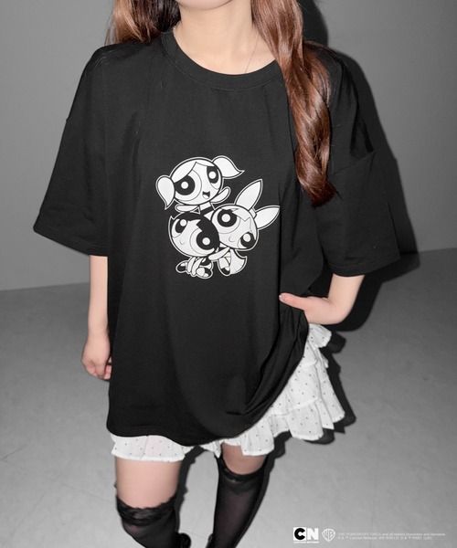 me+em select(ミームセレクト)の「【THE POWERPUFF GIRLS】パワーパフガールズビッグプリントオーバーサイズTシャツ / big print oversize Tee【 セットアップ着用可能 】(Tシャツ/カットソー・レディース・ブラック/ホワイト・FREE)」の3枚目の写真