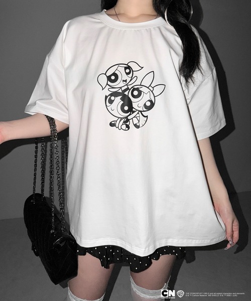 me+em select(ミームセレクト)の「【THE POWERPUFF GIRLS】パワーパフガールズビッグプリントオーバーサイズTシャツ / big print oversize Tee【 セットアップ着用可能 】(Tシャツ/カットソー・レディース・ブラック/ホワイト・FREE)」の7枚目の写真