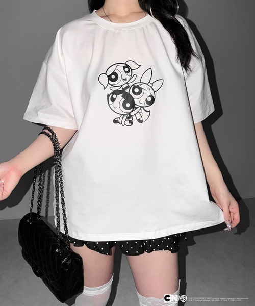 me+em select(ミームセレクト)の「【THE POWERPUFF GIRLS】パワーパフガールズビッグプリントオーバーサイズTシャツ / big print oversize Tee【 セットアップ着用可能 】(Tシャツ/カットソー・レディース・ブラック/ホワイト・FREE)」の8枚目の写真