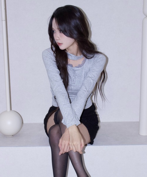 REINE NOIRE(レーヌノワール)の「femme chic tops. / ファム シック トップス(Tシャツ/カットソー・レディース・グレー・FREE)」の2枚目の写真