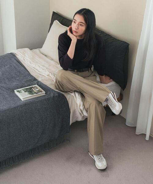 URBAN RESEARCH DOORS(アーバンリサーチドアーズ)の「ハイウエストストレッチチノパンツ(その他パンツ・レディース・ベージュ/ネイビー・SMALL/MEDIUM)」の11枚目の写真