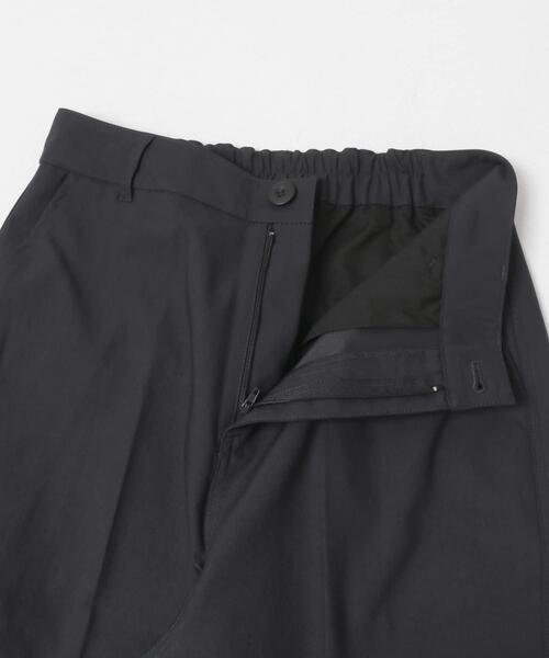 URBAN RESEARCH DOORS(アーバンリサーチドアーズ)の「ハイウエストストレッチチノパンツ(その他パンツ・レディース・ベージュ/ネイビー・SMALL/MEDIUM)」の7枚目の写真