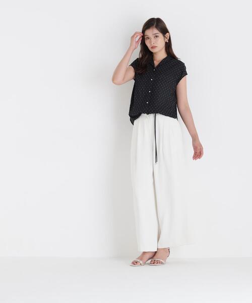 NATURAL BEAUTY BASIC(ナチュラルビューティーベーシック)の「ドット開襟ブラウス(シャツ/ブラウス・レディース・ブラック系その他/ホワイト系その他・FREE)」の8枚目の写真
