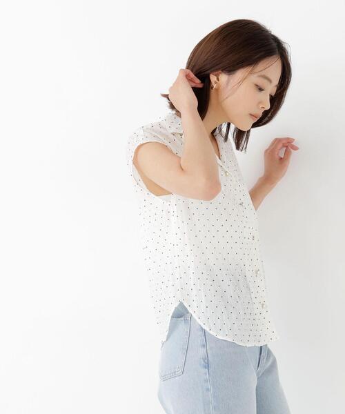 NATURAL BEAUTY BASIC(ナチュラルビューティーベーシック)の「ドット開襟ブラウス(シャツ/ブラウス・レディース・ブラック系その他/ホワイト系その他・FREE)」の16枚目の写真