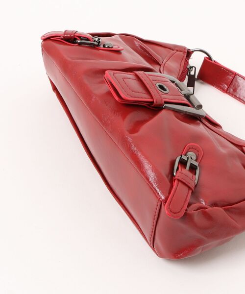 Burner(バーナー)の「【Leathen Leather(レーセンレザー)】ダメージ加工 バイカラー脇下ショルダーバッグ lea-shbag-32-13(ショルダーバッグ・レディース・レッド/ブラック・FREE)」の4枚目の写真