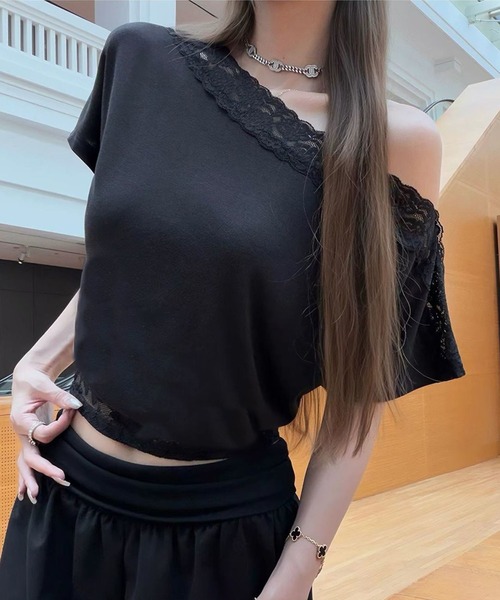 Songe（ソンジュ）の「レース付きワンショルダー半袖トップス（Tシャツ/カットソー・レディース・ホワイト/ブラック・M/L）」の9枚目の写真