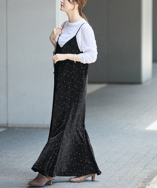 IENA(イエナ)の「COUTURE D'ADAM/クチュールドアダム 別注 Glitter Dress ワンピース(ワンピース・レディース・ブラック・36)」の4枚目の写真