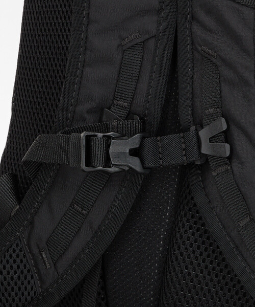 FREAK'S STORE(フリークスストア)の「SALOMON/サロモン TRAILBLAZER 10/トレイルブレイザー 10(バックパック/リュック・メンズ・ブラウン/ブラック・ONE SIZE)」の9枚目の写真