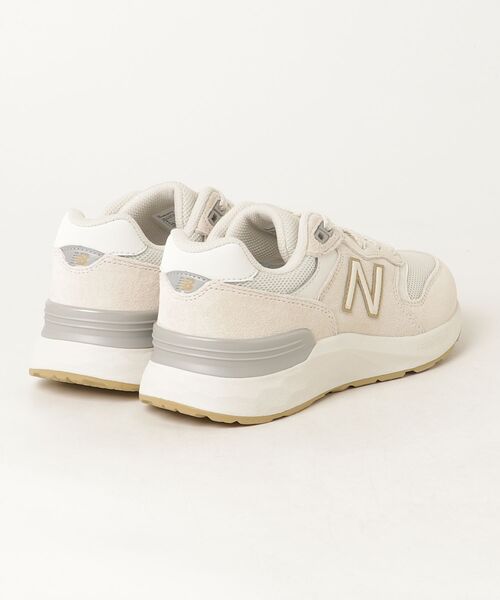 NEW BALANCE（ニューバランス）の「NEW BALANCE/ニューバランス FRESH FOAM X 880 V7（スニーカー・レディース・ホワイト・23cm/23.5cm/24cm/24.5cm/25cm）」の2枚目の写真