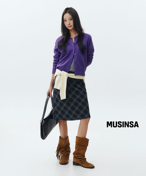 MUSINSA STANDARD WOMAN（ムシンサスタンダードウーマン）の「ウィメンズオンブレチェックニーレングススカート[グレー]（スカート・レディース・その他・X-SMALL/SMALL/MEDIUM/LARGE）」の6枚目の写真