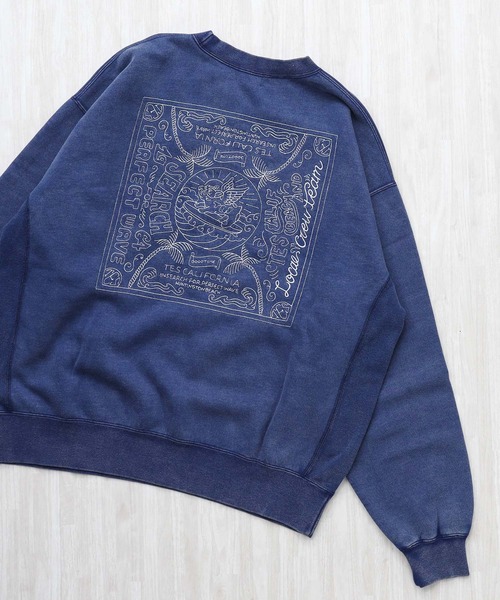 The Endless Summer（エンドレスサマー）の「TES VINTAGE BANDANA EMB PIGMENT BIG SWEAT / クルーネックスウェット（スウェット・メンズ・ネイビー/ブラウン/ブラック・SMALL/MEDIUM/LARGE/X-LARGE）」の3枚目の写真